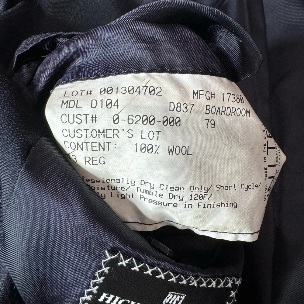 Hickey Freeman Loro Piana Boardroom Tasmanian Super 120’s Wool Pinstriped Blazer